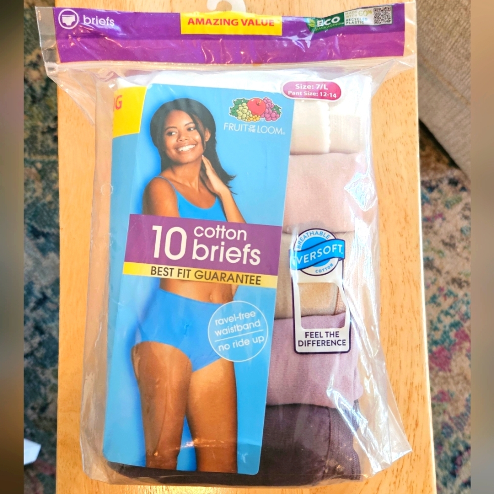 NWT'S - FRUIT OF THE LOOM - Soft & Breathable Briefs - 10 Pack - Size 7/L